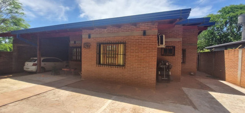 Casa En Venta De 3 Dormitorios C/ Cochera En Eldorado - Misiones