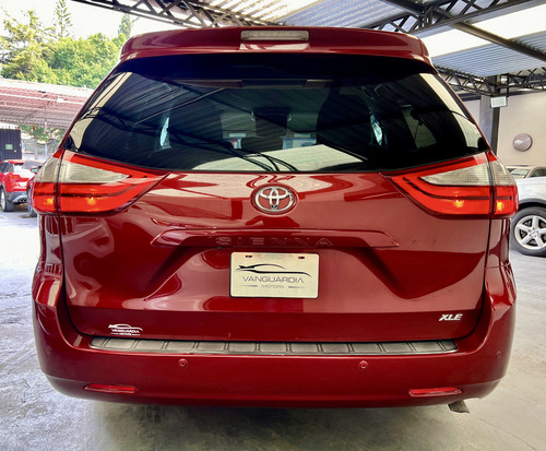 Toyota Sienna 3.5 Xle At