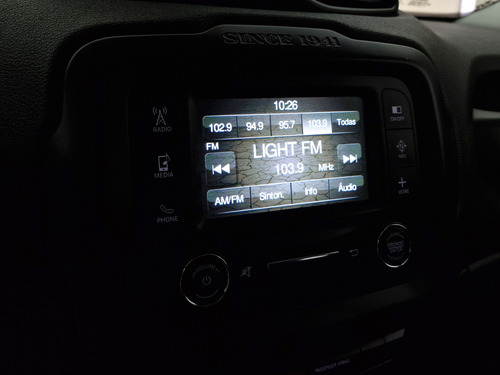 Jeep Renegade 1.8 16V FLEX LONGITUDE 4P AUTOMÁTICO