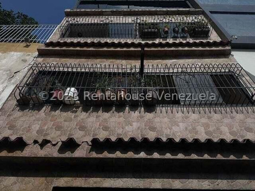 Apartamento En Venta.  Bello Monte