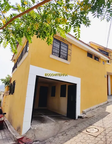 Vendo Moderno Apartamento, Dos Niveles, Dos Amplios Dormitorios, Incluye Area Para Jardin
