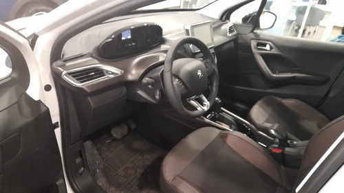 Imagen 13 de 15 de Peugeot 2008 Feline 1.6
