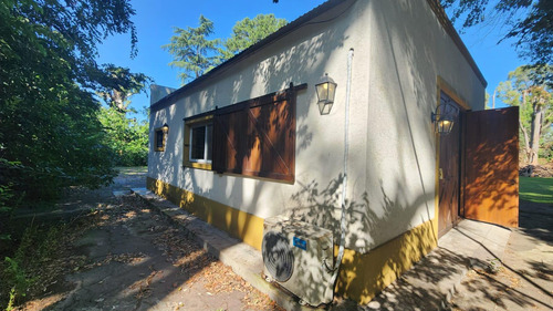 Quinta Con Casa De Huespedes En Venta - Parque Arbolado De 6.500 M² - Zelaya