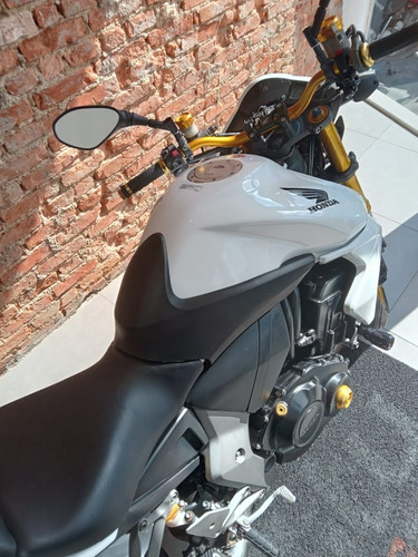 Imagem 10 de 15 de Honda Cb 1000r 2011 / 2012 ** Conservada **