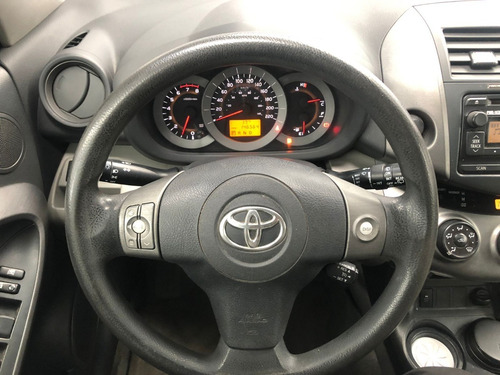 Imagen 12 de 14 de Toyota Rav-4 2012 Base