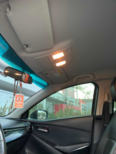 Mazda 2 2016 1.5 Touring