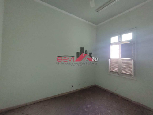 Imagem 8 de 15 de Casa Comercial, Excelente Oportunidade Para Você! - V5908