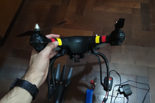 Drone Syma X8w Con Varios Accesorios