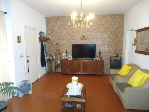 Imagen 3 de 11 de Chalet Ph En Venta En Ituzaingo Norte