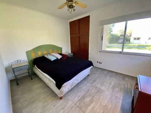 Casa En Venta - 4 Dormitorios 4 Baños - Cochera - 2.750mts2 - Pilar