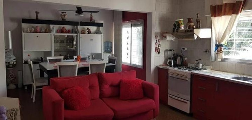 Imagen 2 de 26 de Casa En Venta De 3 Dormitorios C/ Cochera En Quilmes