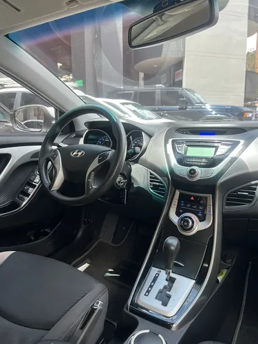 Hyundai Elantra 1.8 I35 Gls At