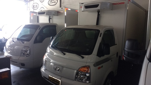 Hyundai Hr E Kia Bau Refrigerado Piso Canaletado Ano 11