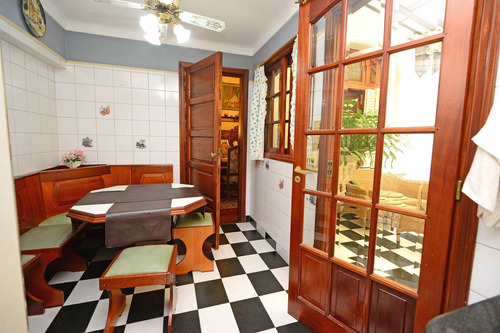 Imagen 14 de 30 de Impecable Casa De 6 Ambientes Con Cochera !!!