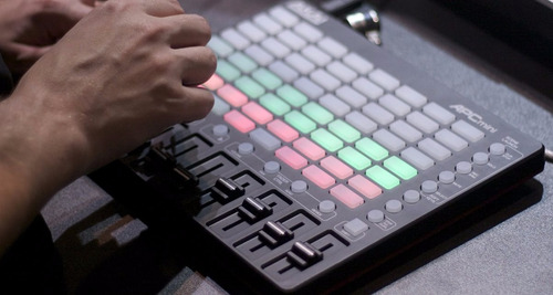 Controladora Dj Launchpad Akai Apc Mini + Ableton Live + Nf
