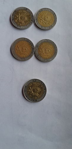 Monedas De 1 Peso Rep.arg. 2008(2)-2010(2)-2016(1) Lote:5 Mo (Usado)