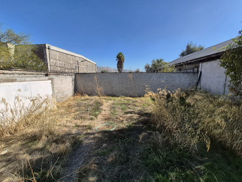 Se Arrienda Amplio Local Comercial A Una Cuadra De Av Colón