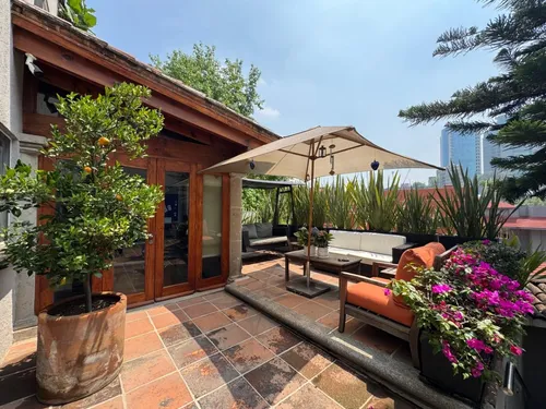 Residencia En Real De Las Lomas