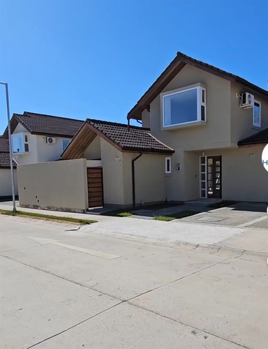 Casa En Arriendo De 3 Dorm. En Talca