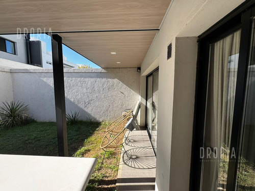 Duplex En Alquiler Miradores De Manantiales Ii Mza 108 L.29