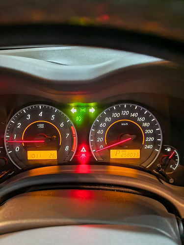 Toyota Corolla Gli 2010 Automático