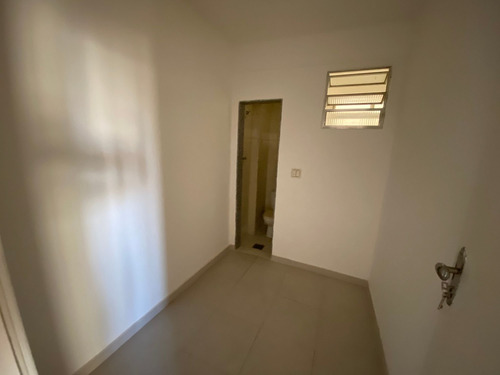 Imagem 6 de 12 de Apto Humaitá | 2 Quartos | 74 M² | Cond: R$1300.00 | 1 Vaga - 1pirv9c