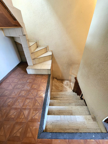 Lindisima Casa En Venta, 3 Niveles, Excelente Ubicación Sobre Esquina Valle Mezen, Valle De Aragón 3 Seccion