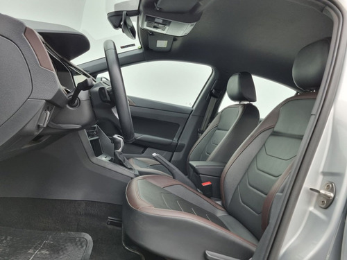 Volkswagen Virtus 1.0 200 TSI HIGHLINE AUTOMÁTICO