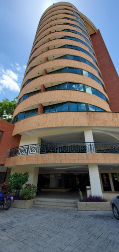 Imagen 1 de 16 de En Venta Oficina En Valencia Paseo Cabriales Torre Movilnet De 117m2