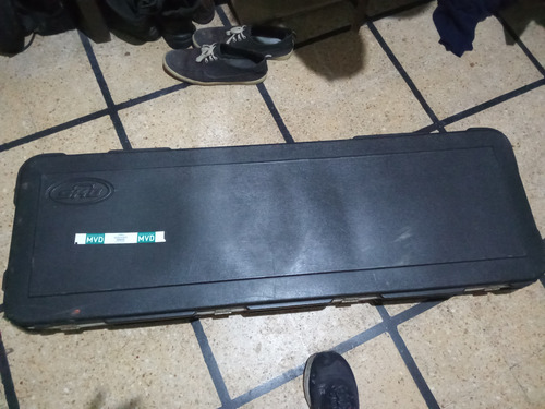 Estuche Skb Rígido De Bajo Eléctrico Negro (Usado)