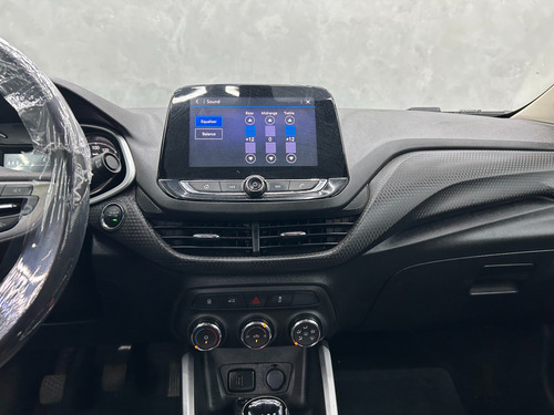 Chevrolet Onix plus 1.0 Lt 4p