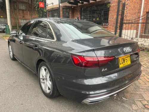 Audi A4 2.0 40 Tfsi Advance Stronic Mhev