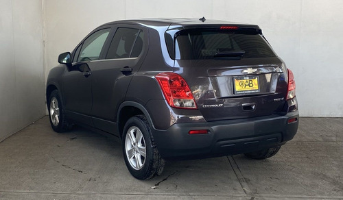 Imagen 7 de 13 de Chevrolet Trax 2015 1.8 Lt At