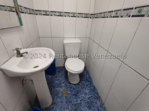 Rentahouse Alquila Clinica Odontologica Equipada En Plena Av.bolivar De Valencia Carabobo Lf25-3310