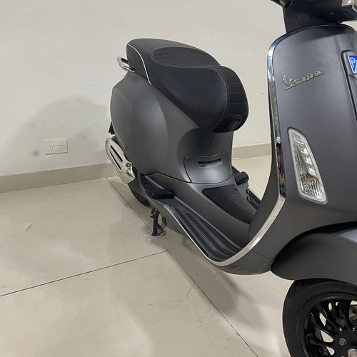 Vespa Sprint 150s 2018 Usada - 7.900 Km