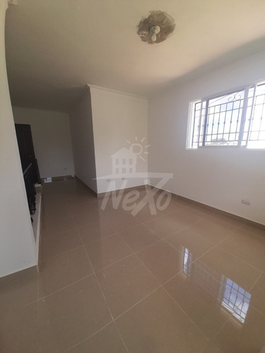 Imagen 8 de 21 de Casa En Venta En Santiago (jpc-215)