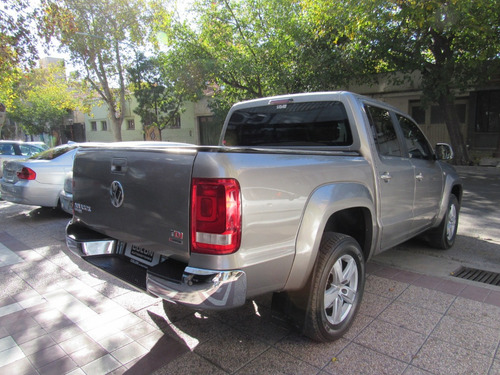 Imagen 17 de 25 de Volkswagen Amarok 2017 Highline 4x4