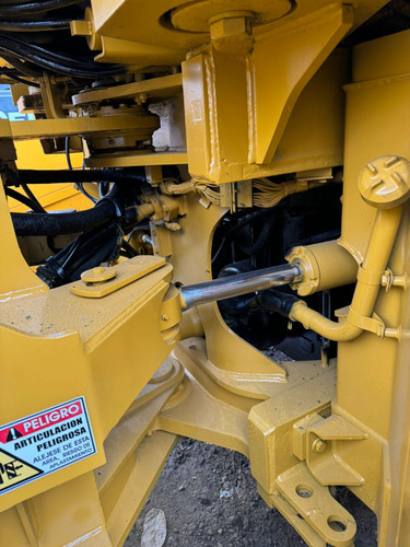 Cargador Frontal Caterpillar 950g Año 2002