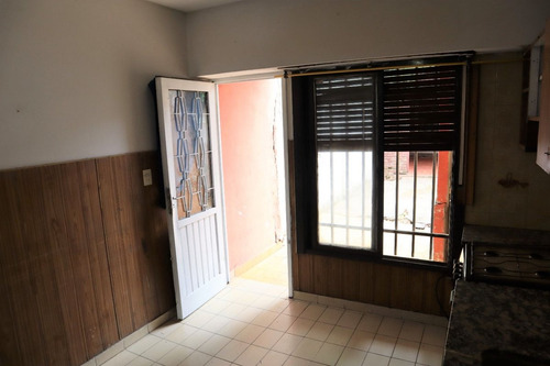 Venta Duplex 5 Amb Cochera Quincho A Refaccionar
