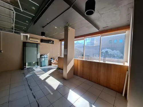 Arriendo Local 67mts2 Cerca De Metro En Providencia