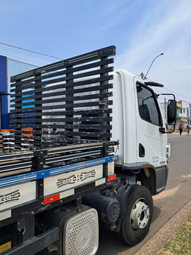Mb Accelo 1016 Carroceria 4x2 - (2021)