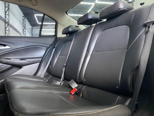 Chevrolet Onix plus Onix Plus Pr Mid