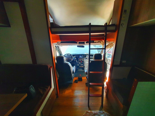 Imagem 9 de 15 de Motorhome Iveco Excenlentíssimo Estado. (pessoas Exigentes)