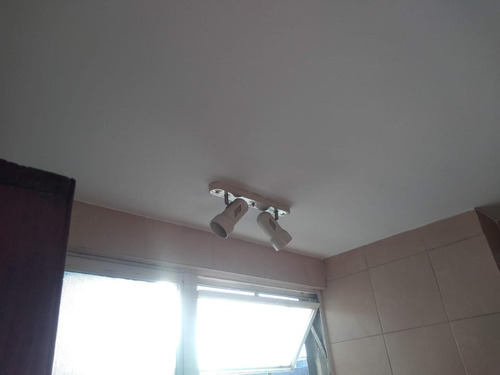 Muy Buen Departamento De Dos Ambientes, Al Frente Con Balcon