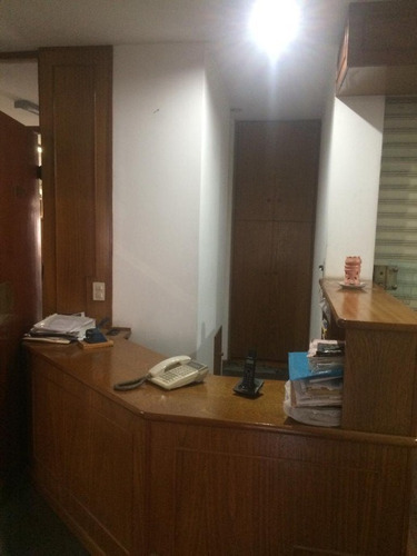 Imagen 4 de 14 de Oficina En Alquiler En Lanus Este