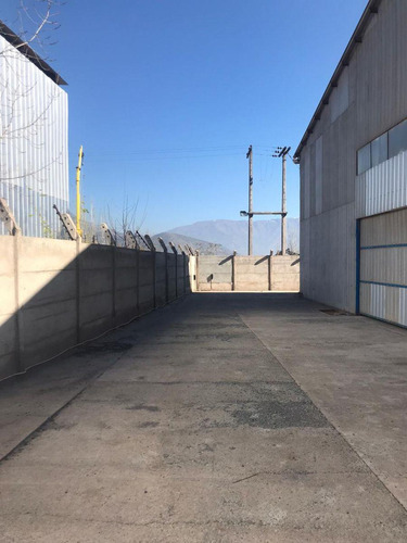 Arrendamos Bodegas Con Oficinas Y Depto