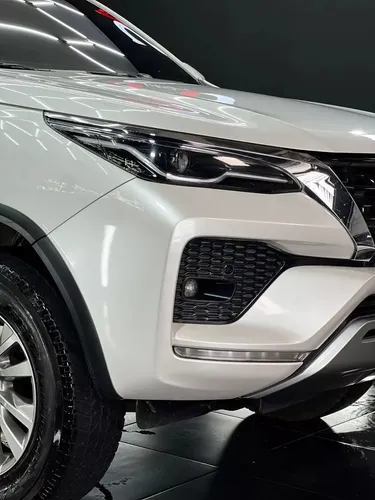 Toyota Fortuner 2.7 SRV