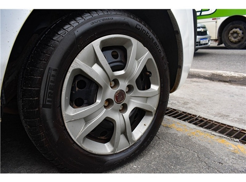 Imagem 13 de 15 de Fiat Doblo 1.8 Mpi Essence 7l 16v Flex 4p Manual