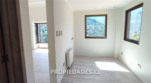 Imagen 19 de 27 de Casa En Condominio En Arriendo En Lo Barnechea