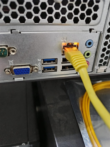 Lenovo Thinkcentre Amd A8 7600b 500gb Windows Pro (Usado)